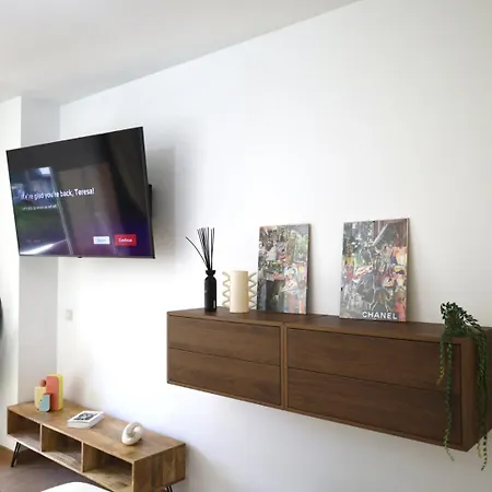 Apolo アパート *